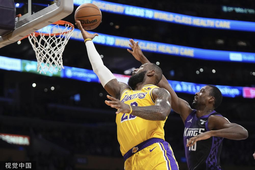 星勒布朗 星勒布朗