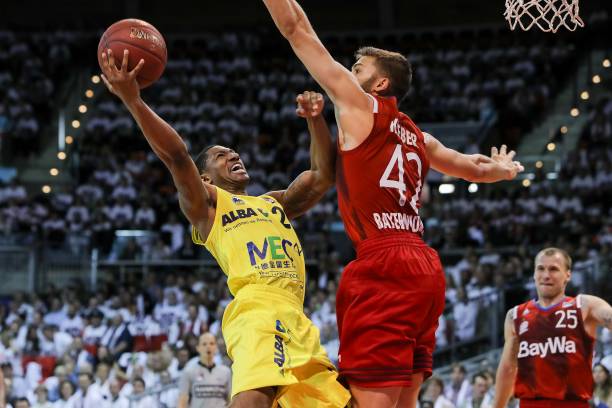 姆巴佩和齐 姆巴佩和齐