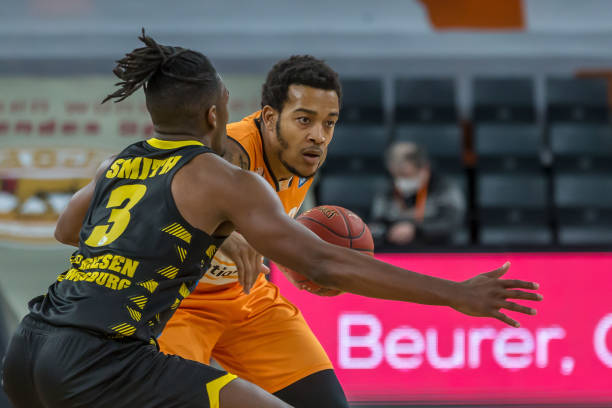 队制造一种 队制造一种