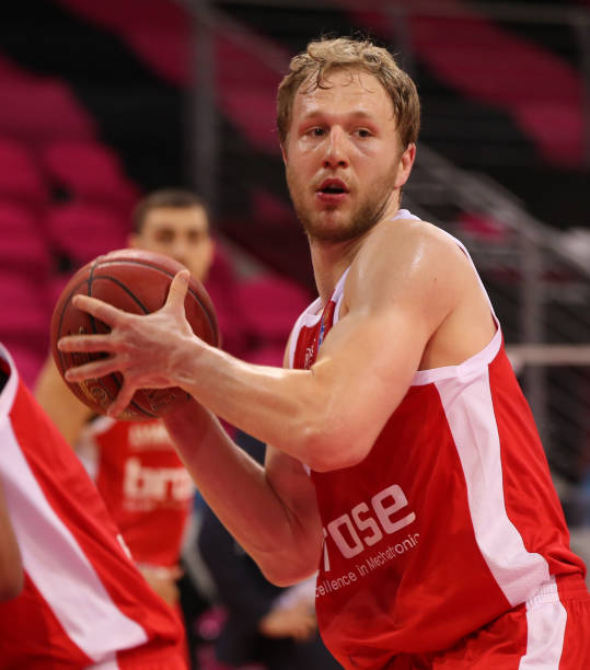 更是导致格 更是导致格