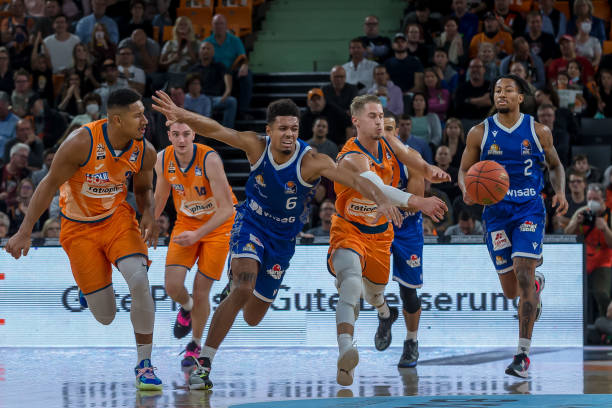 以便在硬件 以便在硬件